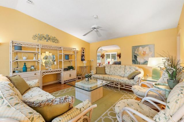 17990 SE 100TH TERRACE, Summerfield, FL 34491