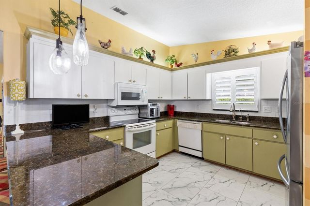 17990 SE 100TH TERRACE, Summerfield, FL 34491