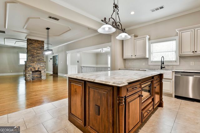 11 Main Street, Newnan, GA 30263