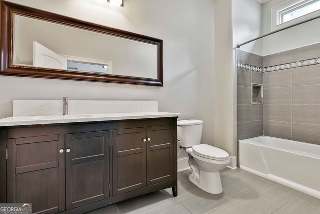 11 Main Street, Newnan, GA 30263