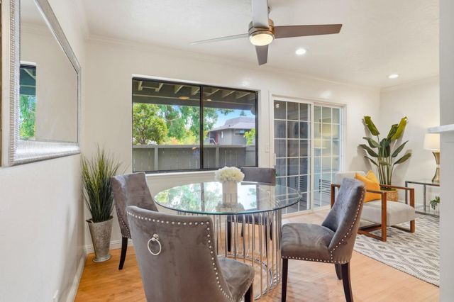 14351 Saratoga Avenue A, Saratoga, CA 95070