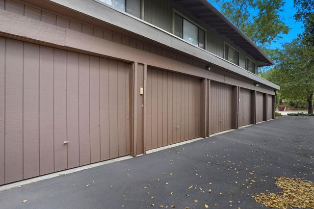 14351 Saratoga Avenue A, Saratoga, CA 95070