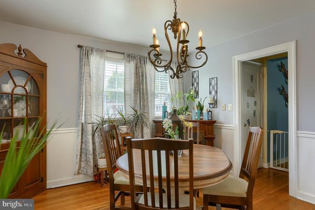 25 MAPLE AVE, Camp Hill, PA 17011