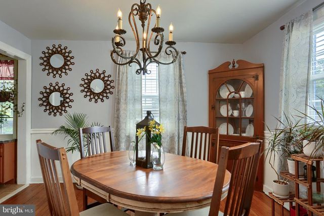 25 MAPLE AVE, Camp Hill, PA 17011
