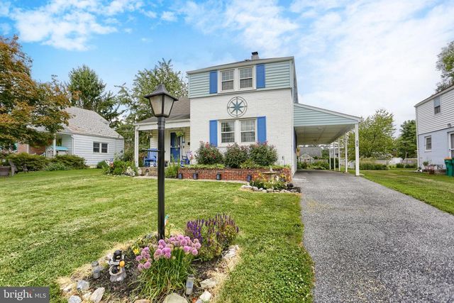 25 MAPLE AVE, Camp Hill, PA 17011