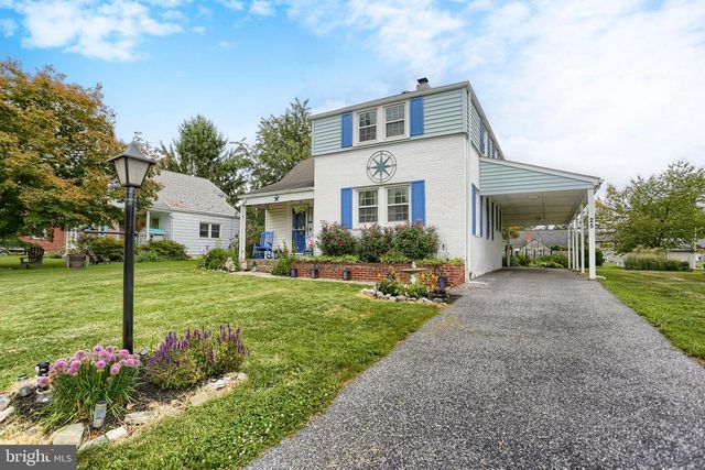 25 MAPLE AVE, Camp Hill, PA 17011