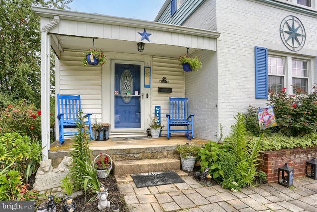25 MAPLE AVE, Camp Hill, PA 17011