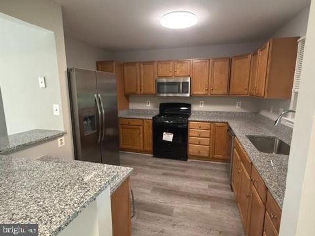 1803 ANDERSON RD, Falls Church, VA 22043