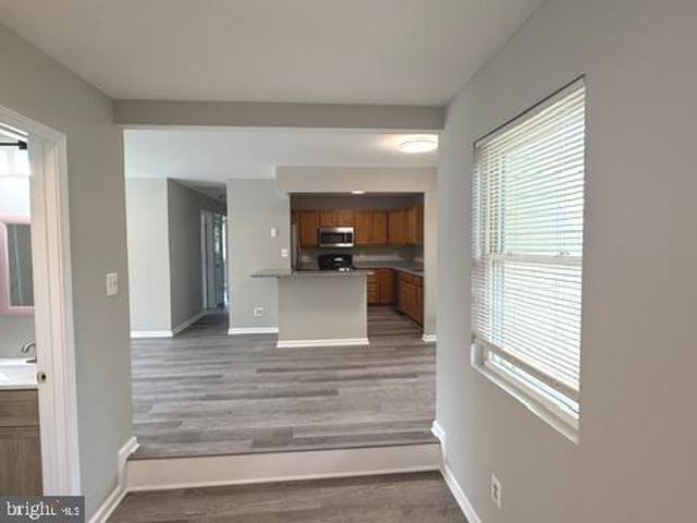 1803 ANDERSON RD, Falls Church, VA 22043