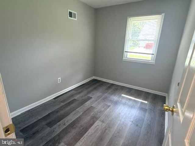 1803 ANDERSON RD, Falls Church, VA 22043