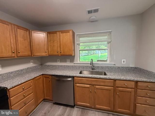 1803 ANDERSON RD, Falls Church, VA 22043