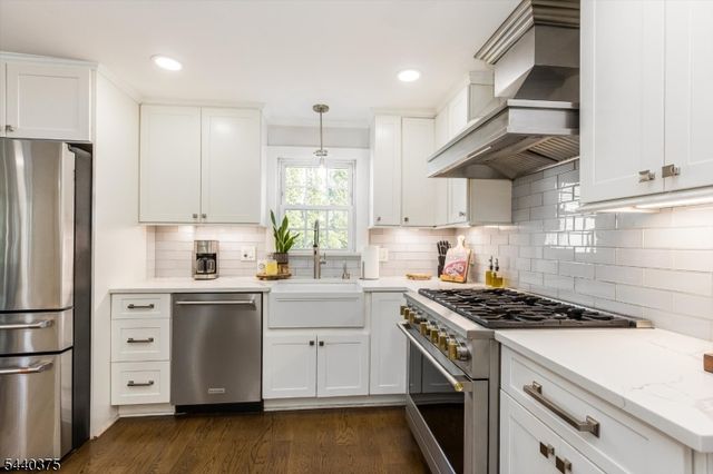 160 Woodland Ave, Verona Twp., NJ 07044
