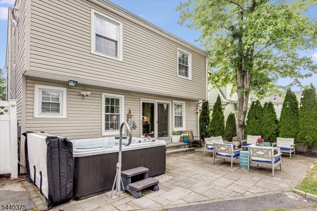 160 Woodland Ave, Verona Twp., NJ 07044
