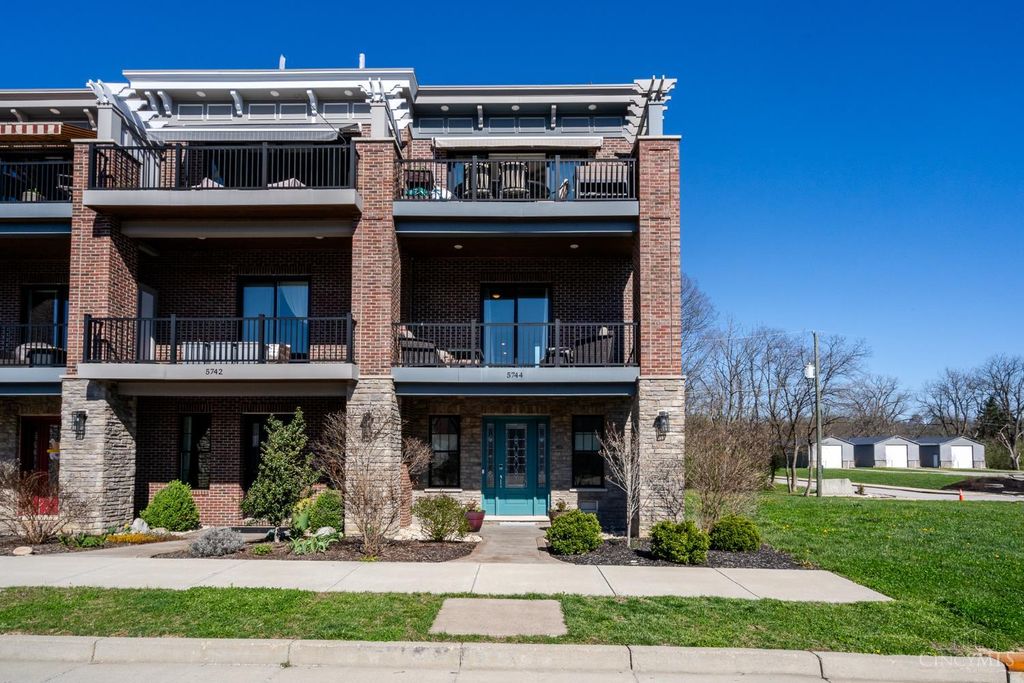 5744 Sanctuary Place, Cincinnati, OH 45230