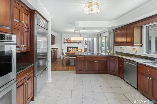 15 Hull Place, Ridgefield, CT 06877