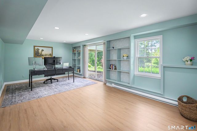15 Hull Place, Ridgefield, CT 06877
