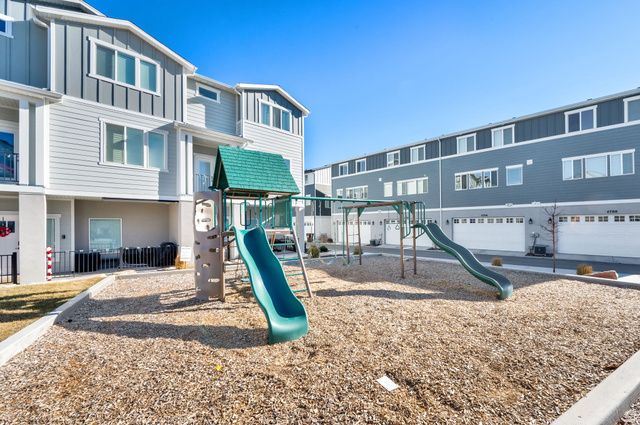 4693 W MIRAMONTE WAY, Kearns, UT 84118