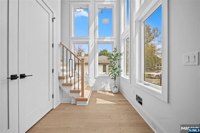 52 Congressional Parkway, Livingston, NJ 07039