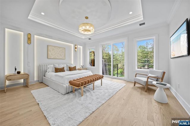 52 Congressional Parkway, Livingston, NJ 07039