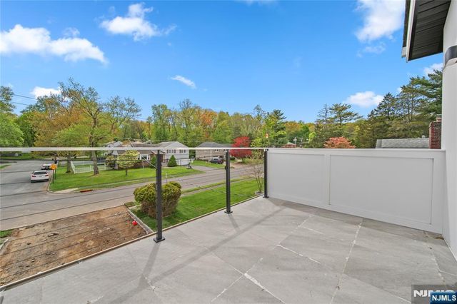 52 Congressional Parkway, Livingston, NJ 07039