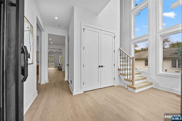 52 Congressional Parkway, Livingston, NJ 07039