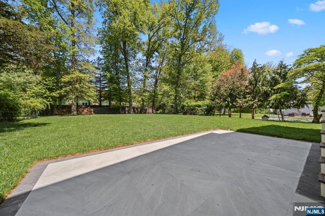 52 Congressional Parkway, Livingston, NJ 07039