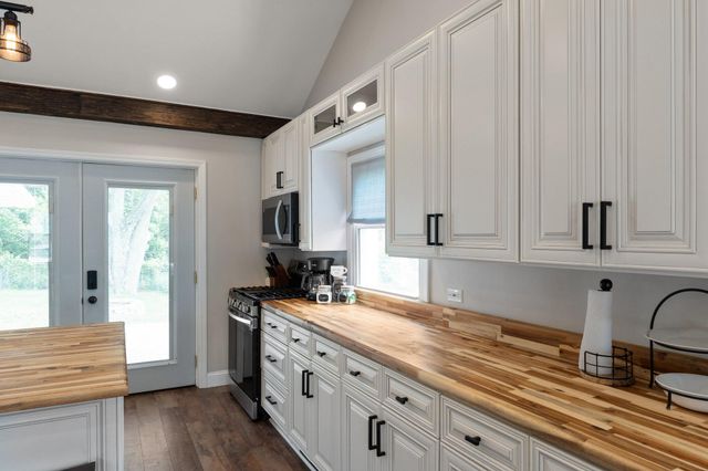 355 S Howard Street, Gary, IN 46403