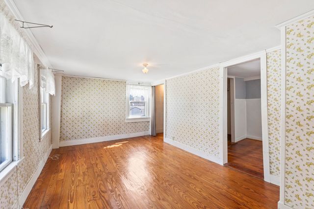 393 Wadleigh Falls Road, Newmarket, NH 03857