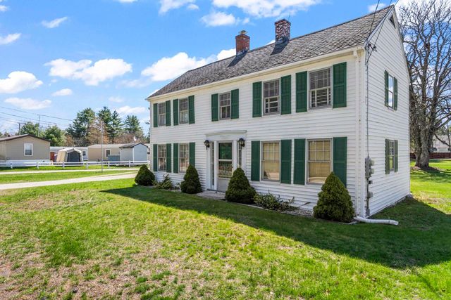 393 Wadleigh Falls Road, Newmarket, NH 03857