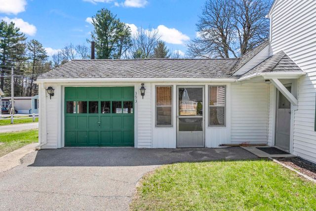393 Wadleigh Falls Road, Newmarket, NH 03857
