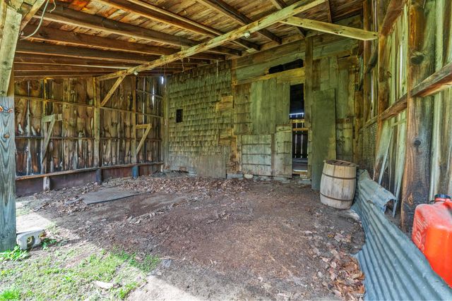 393 Wadleigh Falls Road, Newmarket, NH 03857