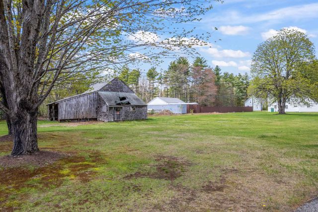 393 Wadleigh Falls Road, Newmarket, NH 03857