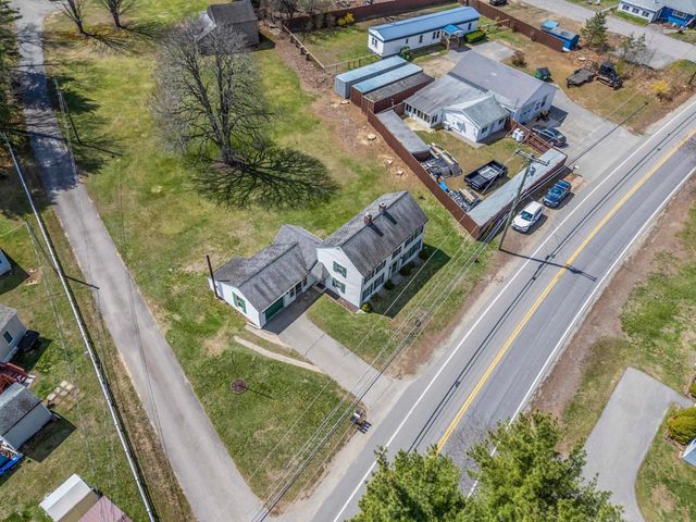 393 Wadleigh Falls Road, Newmarket, NH 03857