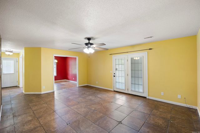 10 Cagle Street, Clarksville, AR 72830