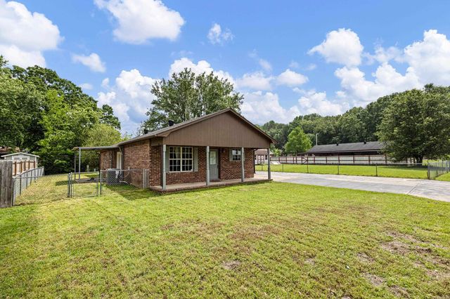 10 Cagle Street, Clarksville, AR 72830