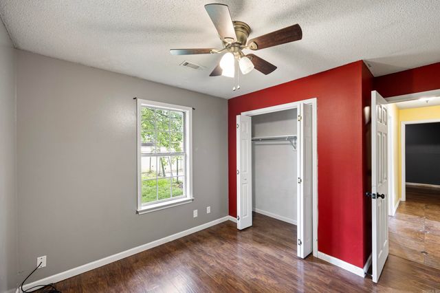 10 Cagle Street, Clarksville, AR 72830