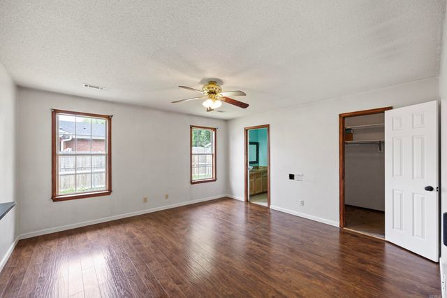 10 Cagle Street, Clarksville, AR 72830