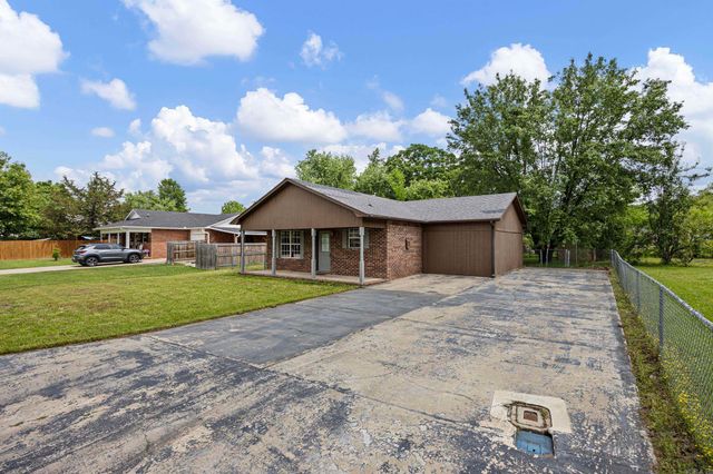 10 Cagle Street, Clarksville, AR 72830