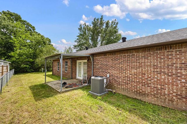 10 Cagle Street, Clarksville, AR 72830
