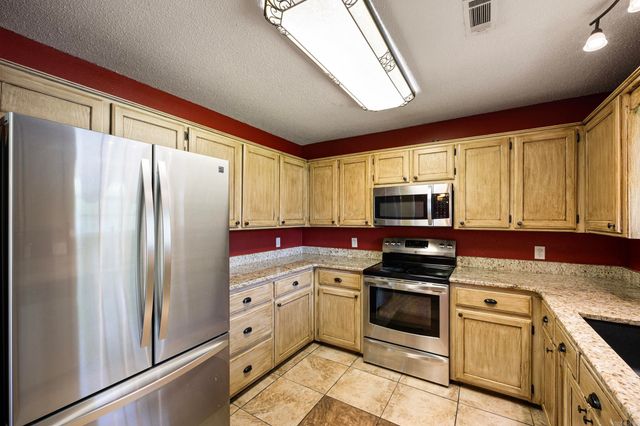 10 Cagle Street, Clarksville, AR 72830