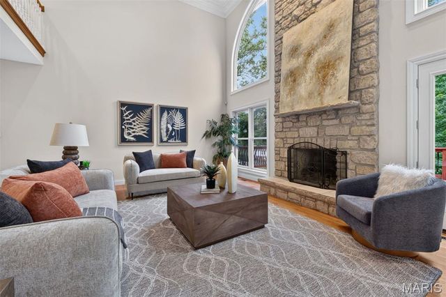 515 Graeser Road, Creve Coeur, MO 63141