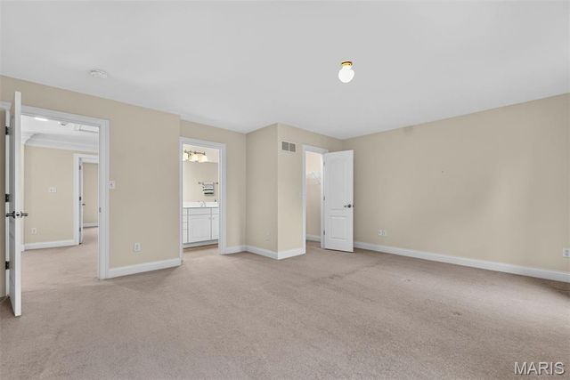515 Graeser Road, Creve Coeur, MO 63141
