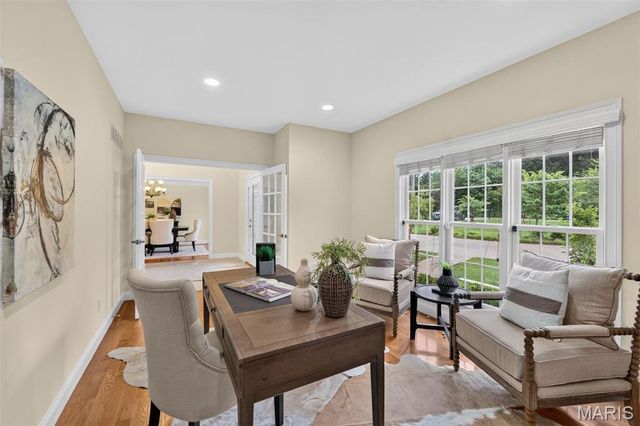 515 Graeser Road, Creve Coeur, MO 63141