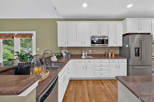 515 Graeser Road, Creve Coeur, MO 63141