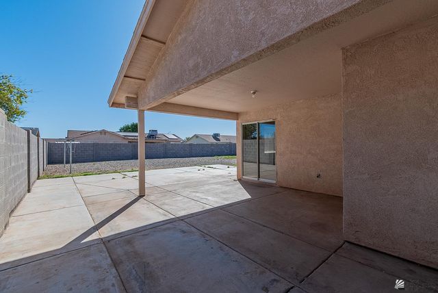 2869 S 32 Ave, Yuma, AZ 85364