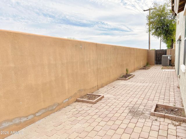 113 E Palomino Drive, Gilbert, AZ 85296