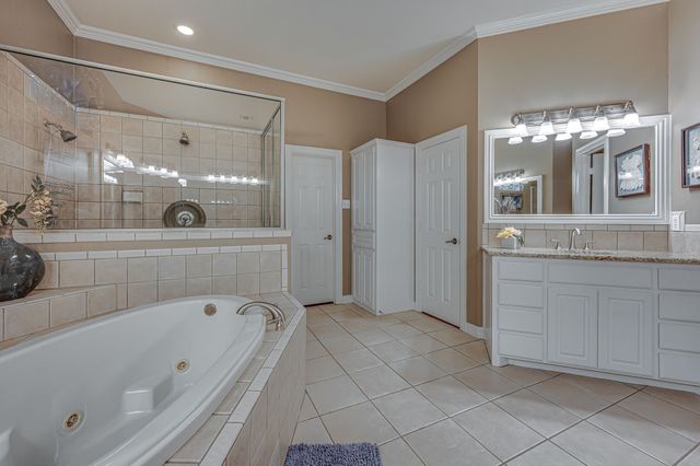 100 Oak Forest Lane, Ovilla, TX 75154
