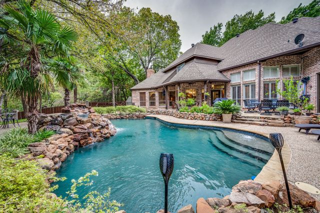 100 Oak Forest Lane, Ovilla, TX 75154