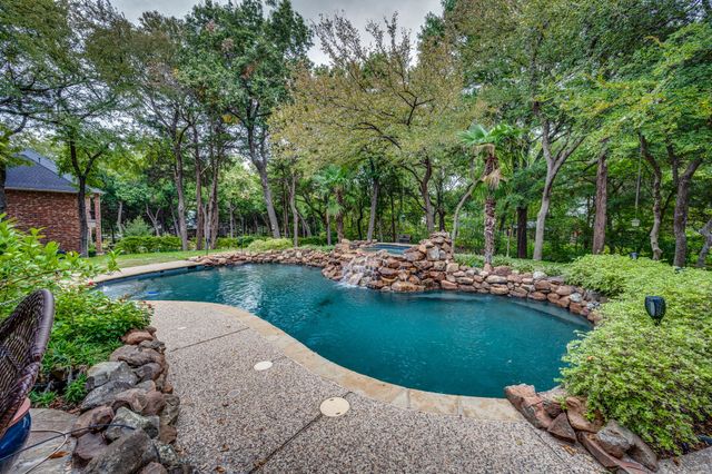 100 Oak Forest Lane, Ovilla, TX 75154