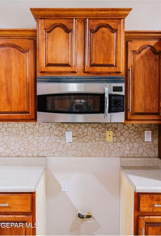 9872 JERICHO Drive, El Paso, TX 79927